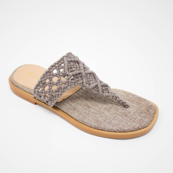 CECILIA Macrame Handwoven Sandals - Lavender - Picture 1 of 5